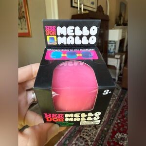 Schylling NeeDoh Mello Mallo PINK Color Changing Squishy Toy Fidget Rare TikTok